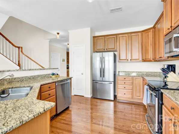 18503 The Commons Blvd, Cornelius, NC 28031