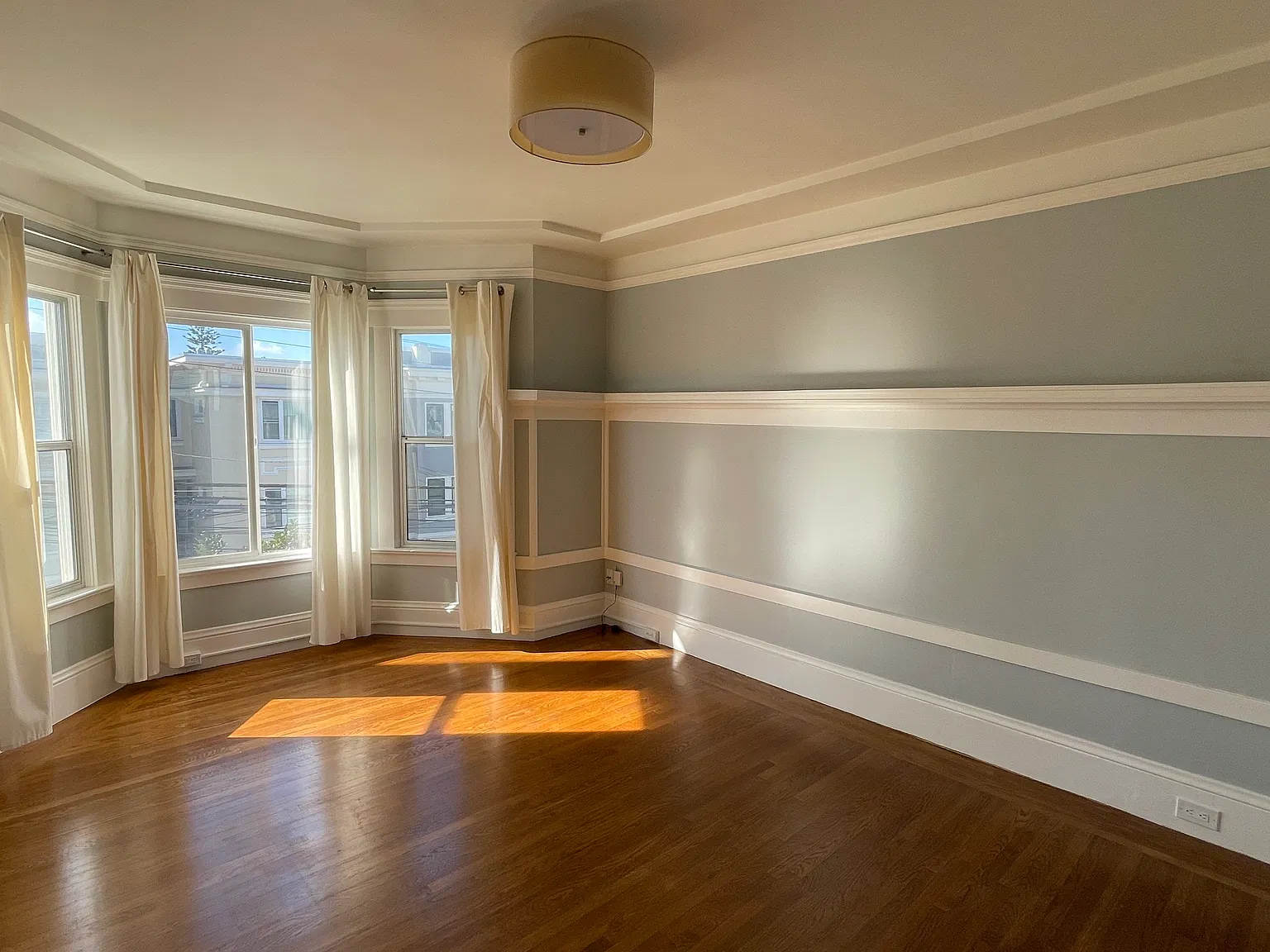 1 bed, 900 sqft, $4,500 — Photo 1