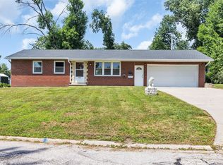 1449 25th St SE, Cedar Rapids, IA 52403