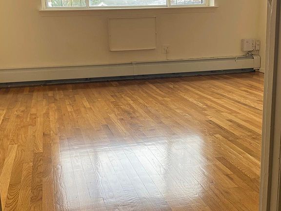 3rd image of 230 Ablair Ave Floor 2