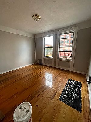 1st image of 545 W 113th St #4