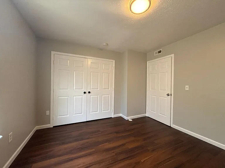 2702 Greenwood Ave — Photo 13