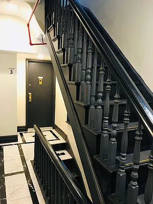 Rented by Roberto Guilbet, LREB | media 10