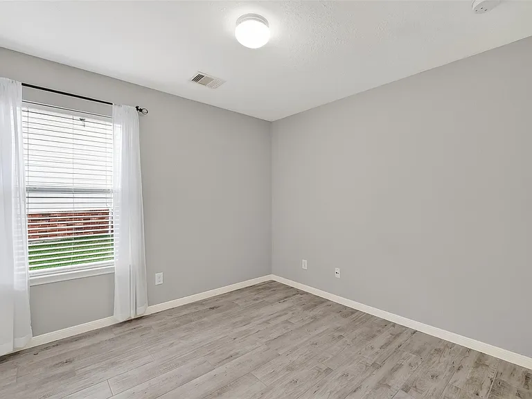 20610 Moonrise River Ln — Photo 37