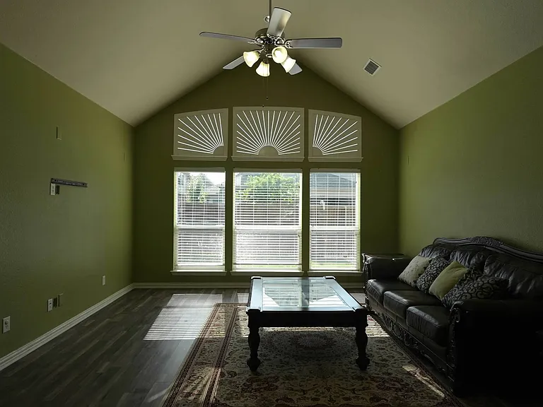 5737 Gracie Ln — Photo 14