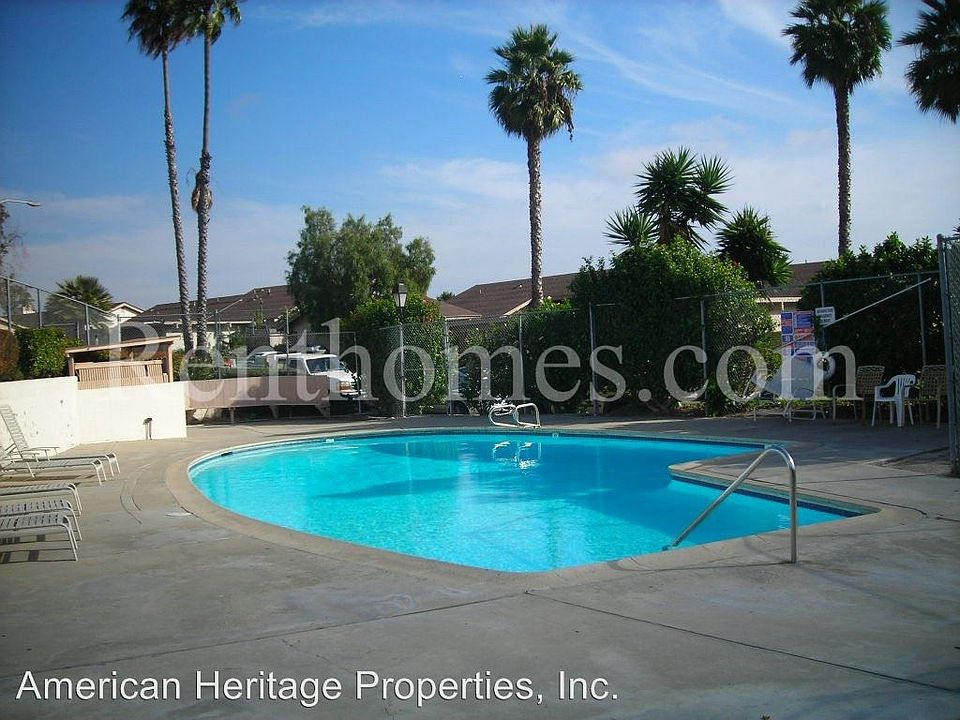 2nd image of 3642 Harvard Dr