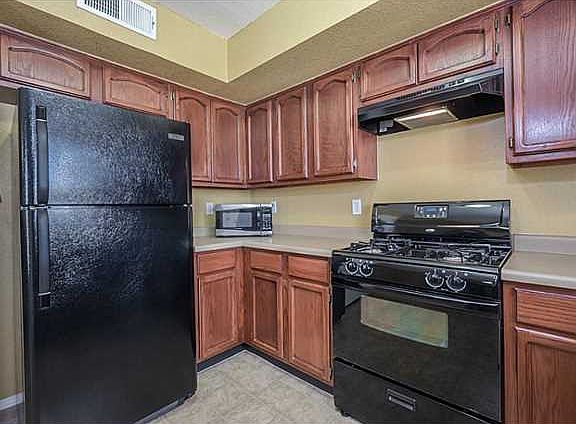 5th image of 3809 Tierra Aries Pl