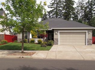 4595 Champagne Ln, Eugene, OR 97404