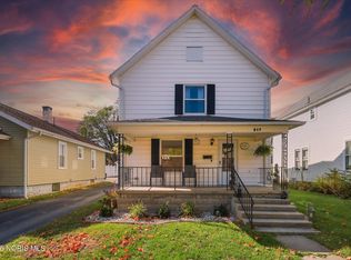 217 Marshall St, Wauseon, OH 43567