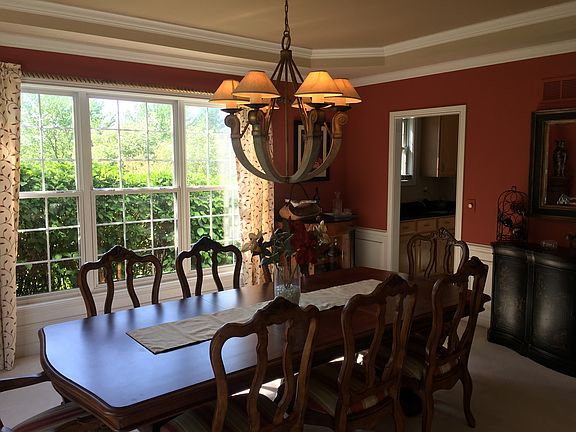 3rd image of 7427 Great Waters Ln