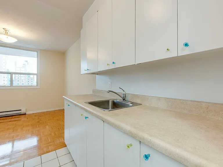 10 Huntley St #1 — Photo 25