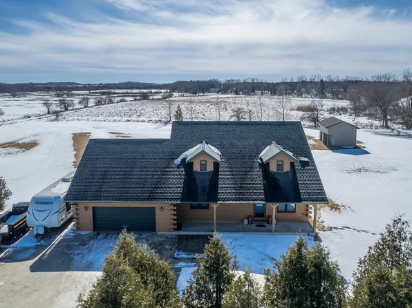 E3489 Krok Rd, Kewaunee, WI 54216