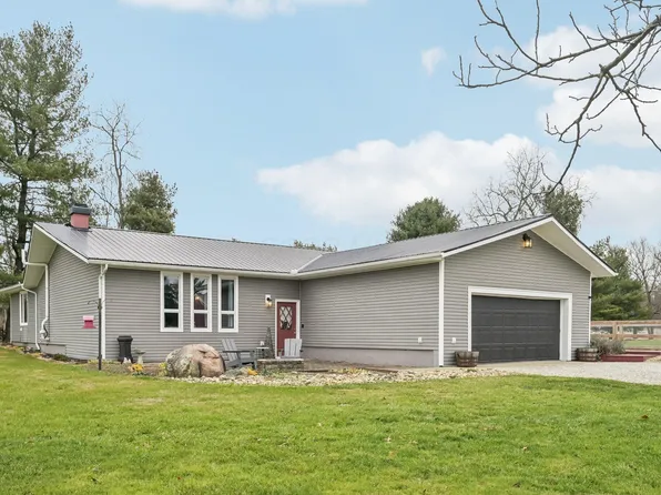 7589 Lancaster Rd, Hebron, OH 43025