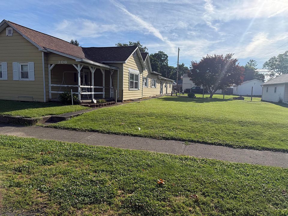 2nd image of 306 N Main St