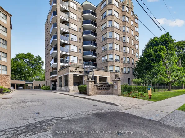 281 Bristol St #602, Guelph, ON N1H 8J3