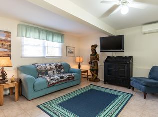 7995 Main Rd, East Marion, NY 11939