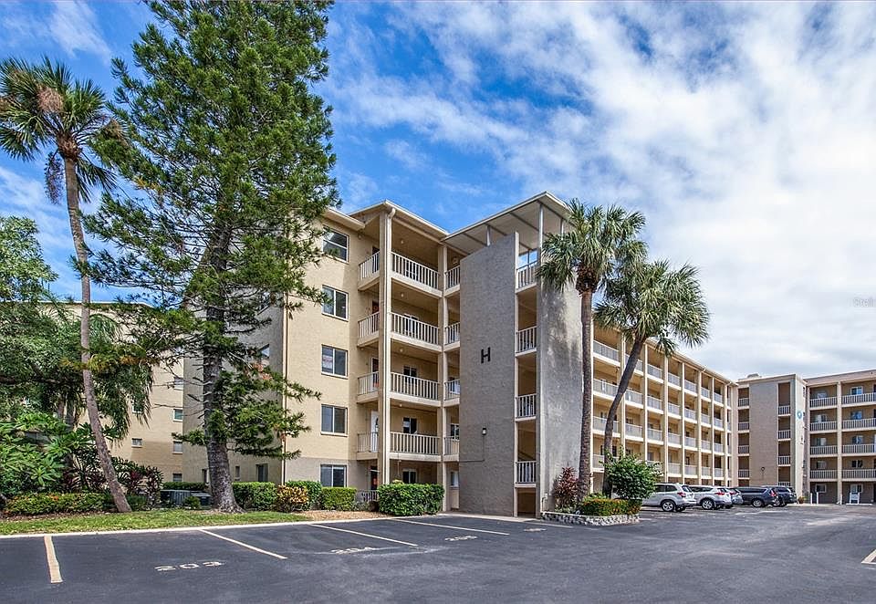 1st image of 3719 Lake Bayshore Dr #H204