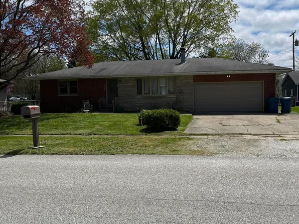 609 W Jefferson St, Kouts, IN 46347