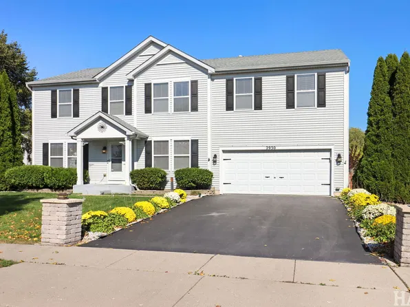 2930 Plumrose Ln, McHenry, IL 60050