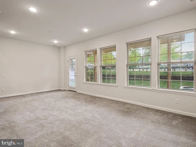 15 Eagle Ln — Photo 28
