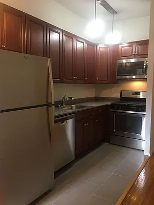 Rented by LDMI Realty Group LLC | media 23