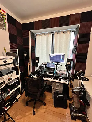 Rented by Hagstrom Management Inc | media 11