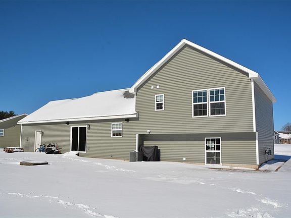 5th image of 1822 Sweetfern Way