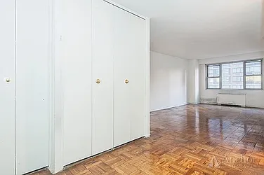 Sold by Anchor Associates