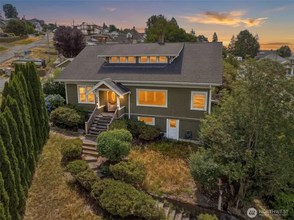 400 Cedar Avenue S, Renton, WA 98057