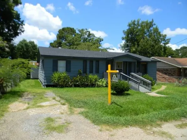 1927 Carver St, Jennings, LA 70546