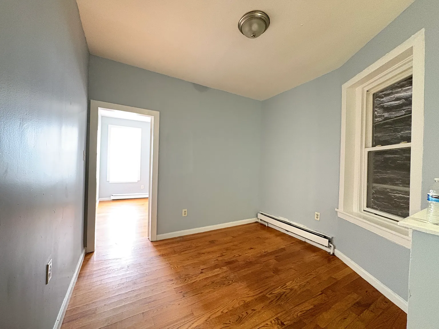 2 bed, 800 sqft, $1,750 — Photo 2