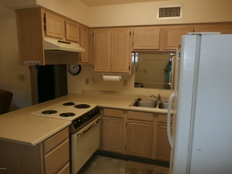 256 Lake Havasu Ave S #B72 — Photo 7