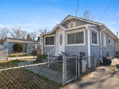 18 E Hudson Ave, Villas, NJ, 08251