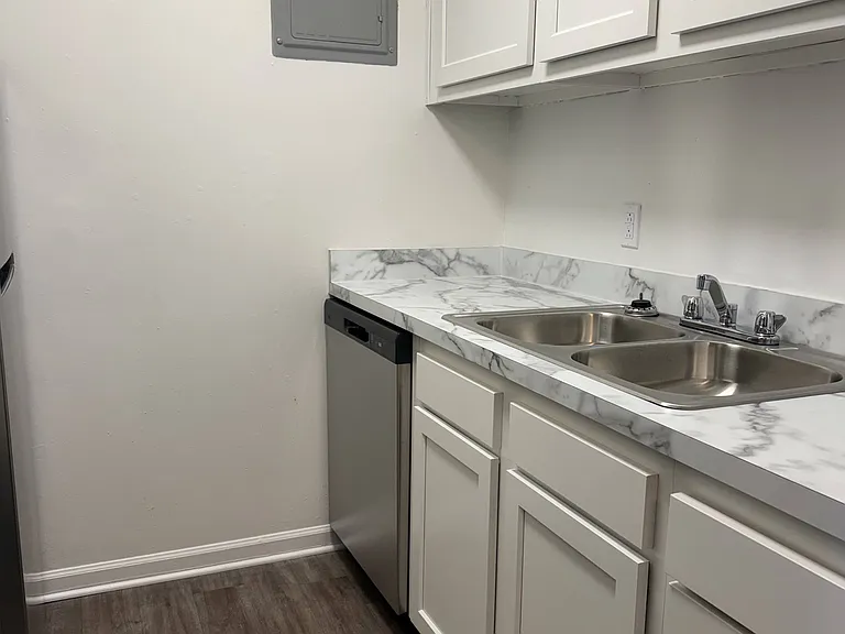 Huntley Ridge East — Photo 22