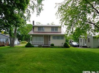 24 Wilder Dr, Sandy Creek, NY 13145