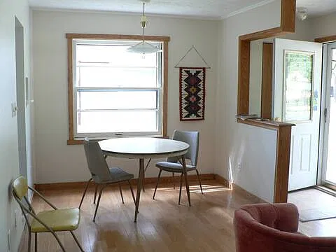 2 bed, 780 sqft, $1,600 — Photo 3