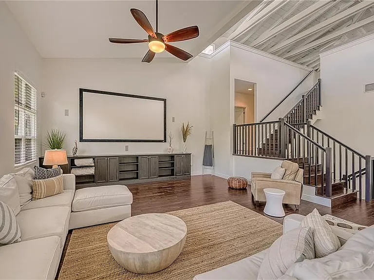 1145 Horizon View Dr — Photo 8