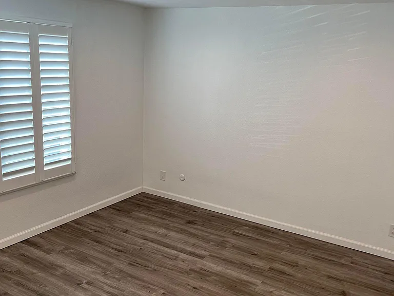 Bedroom 3 (Master)