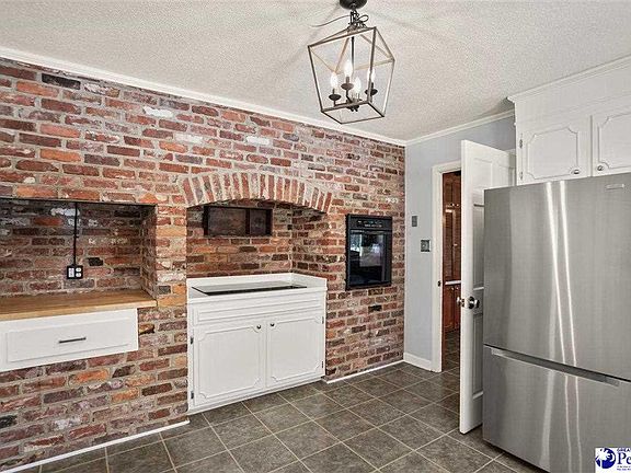 3rd image of 109 Mason Dr