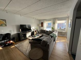 711 W Gordon Ter APT 502, Chicago, IL 60613