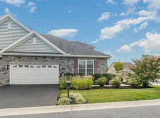 437 Settlers Dr, Lititz, PA 17543