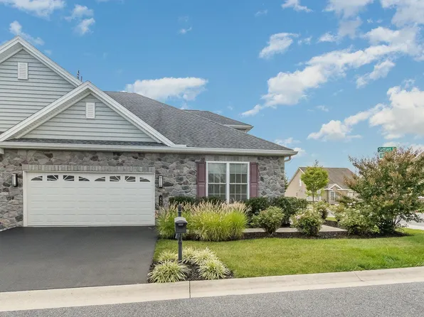 437 Settlers Dr, Lititz, PA 17543