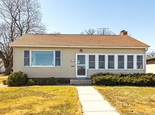 711 N Lakeshore Dr, Lake City, MN 55041