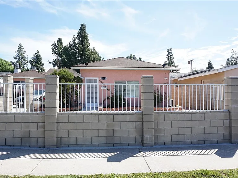 8824 Quartz Ave — Photo 31