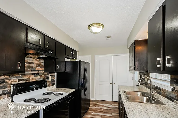 4595 Berrypick Ln S — Photo 8