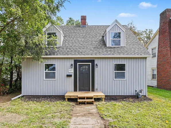 977 Ogden Ave, Benton Harbor, MI 49022