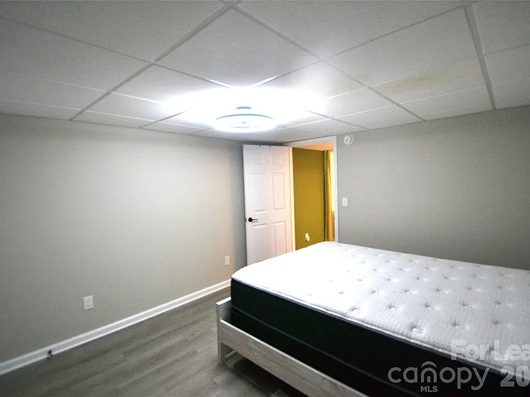 120 Cardinal Dr N — Photo 14