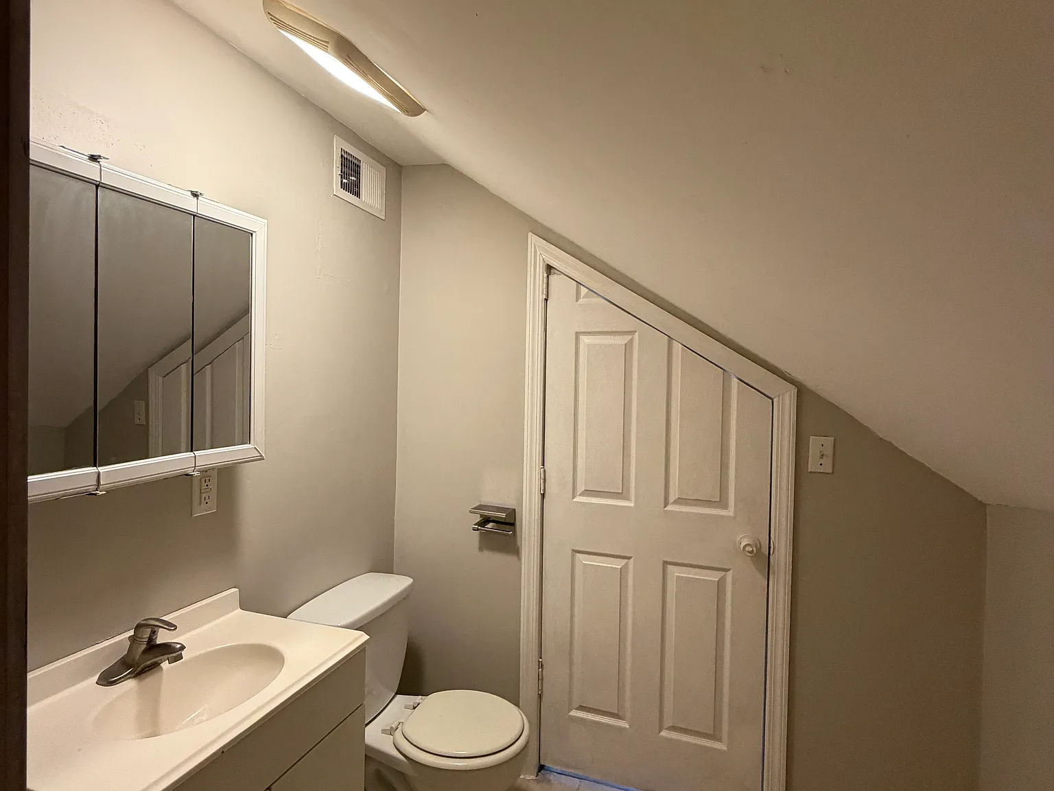 1 bed, $1,650 — Photo 2