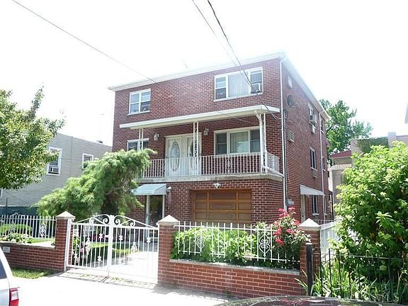 2nd image of 3144 Ampere Ave