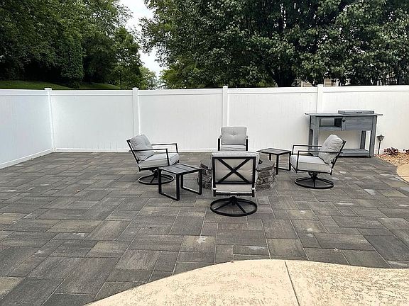 5th image of 15023 Ridge Lake Dr